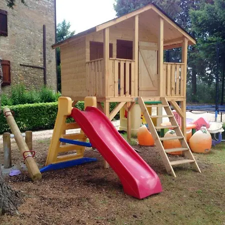 Spacious In Ramazzano, Perugia With Private Pool