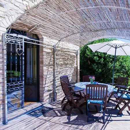 Βίλα Spacious In Ramazzano, Perugia With Private Pool