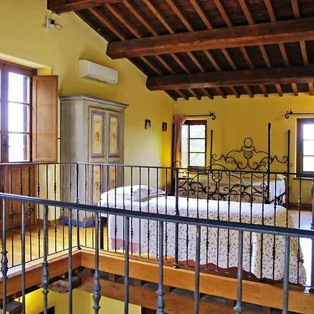 Villa Spacious In Ramazzano, Perugia With Private Pool